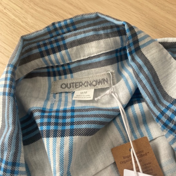 Outerknown Plaid  Short Sleeve button down shirt Size Medium - Picture 6 of 6